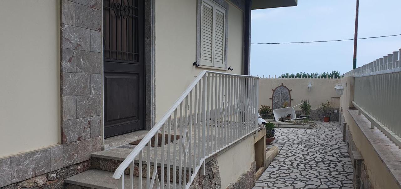 Agape Casa Vacanze Giardini-Naxos Kültér fotó